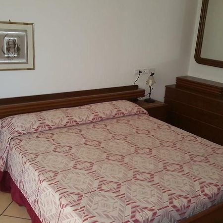 דירות קולה Casa Angela מראה חיצוני תמונה